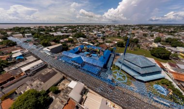 Festival de Parintins 2024: Atração turística para visitantes, currais dos bois Caprichoso e Garantido carregam memórias e produzem magia