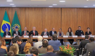 Em Brasília, Wilson Lima cobra Governo Federal ações de enfrentamento a estiagem e combate às queimadas