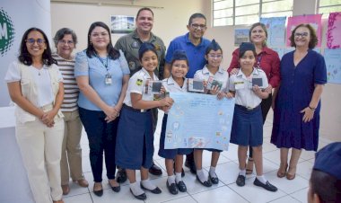 João Luiz participa de encerramento de atividades do Projeto Sorriso Top em escola na zona Sul de Manaus
