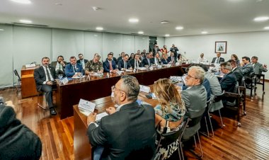 Governo e estados vão focar ações em 21 municípios responsáveis por mais da metade dos incêndios amazônicos