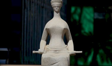 STF retoma julgamento sobre responsabilização das redes sociais