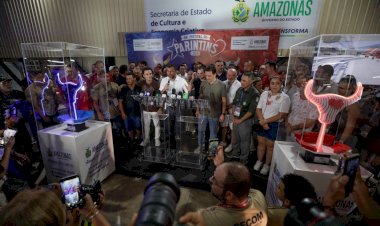 Governador Wilson Lima assina contrato para elaboração do projeto de modernização do Bumbódromo de Parintins