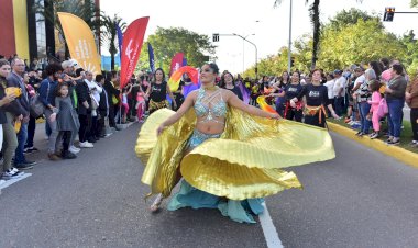 Dance Parade: desfile de movimentos e cores contará também com comitiva da Oktoberfest