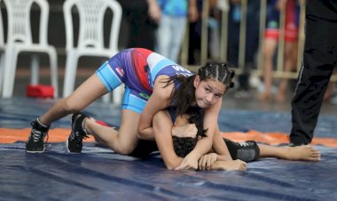 Wrestling estreia nos JEAs com protagonismo de alunos da rede estadual