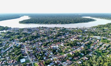 Atalaia do Norte sedia encontro de prefeitos e secretários de educação do Alto Solimões