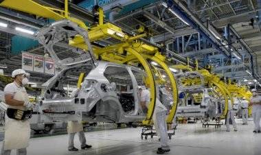 Produção industrial recua 0,2% em julho e acumula efeitos do juro alto