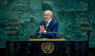 Defesa da democracia e metas da COP30 encerram agenda de Lula nos EUA