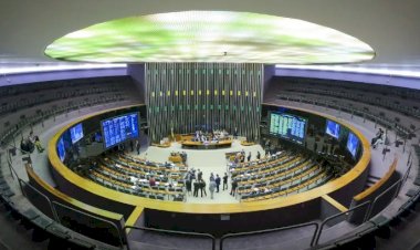 Fux defere pedido para manter número de deputados nas eleições de 2026