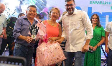 Governador Wilson Lima destaca avanços das políticas para pessoa idosa em baile ‘Bolero Noite Dançante’