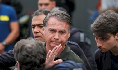 Moraes nega pedido da defesa e mantém prisão domiciliar de Bolsonaro