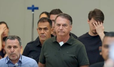 Moraes autoriza internação de Bolsonaro para realização de cirurgia