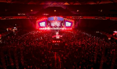 Banda do DJ Evandro Jr. reúne 20 mil pessoas na abertura do Carnaval 2026