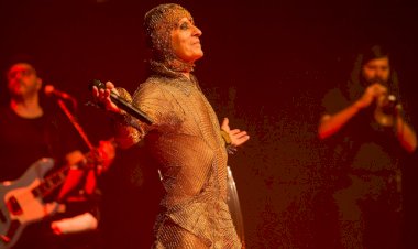 Ney Matogrosso se apresenta hoje pela primeira vez no Chile com o projeto Hola Rio