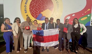 Atalaia do Norte faz história e recebe Selo Ouro em alfabetização do Governo Federal