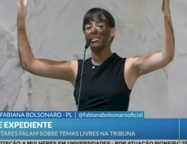 Deputada do PL faz blackface na Alesp para criticar Erika Hilton
