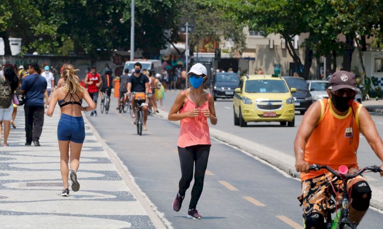 Covid-19: Brasil chega a 4,9 milhões de casos confirmados