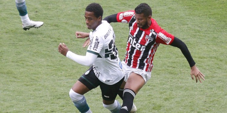 Coritiba e São Paulo empatam pela 13ª rodada do Brasileirão