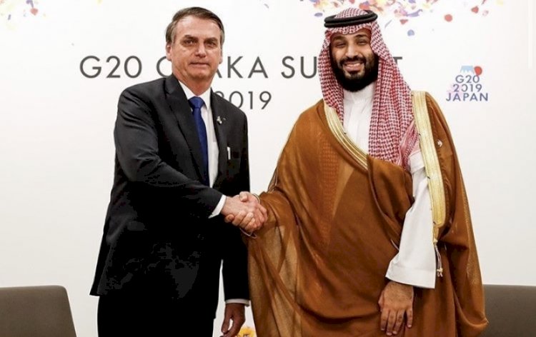 Bolsonaro prossegue negociações com príncipe herdeiro da Arábia Saudita