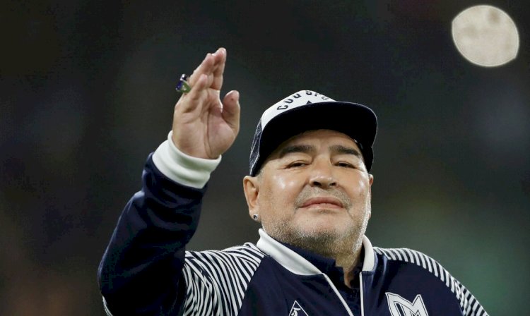 Corpo de Maradona é velado no palácio presidencial da Argentina