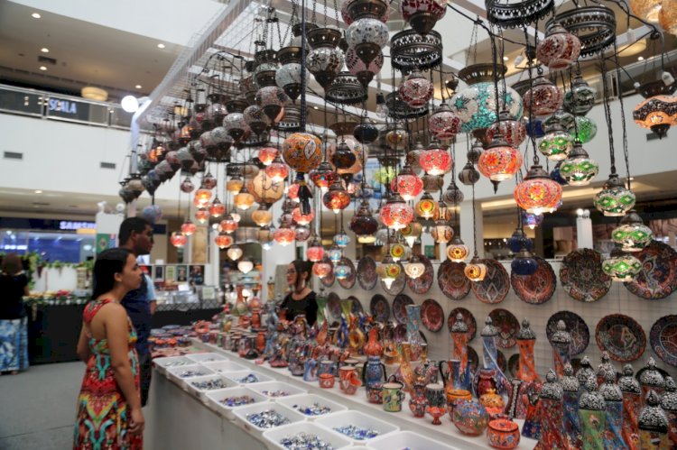 Já começou a Feira internacional de artesanato no Manauara Shopping que reúne cultura de 6 países e faz ação social