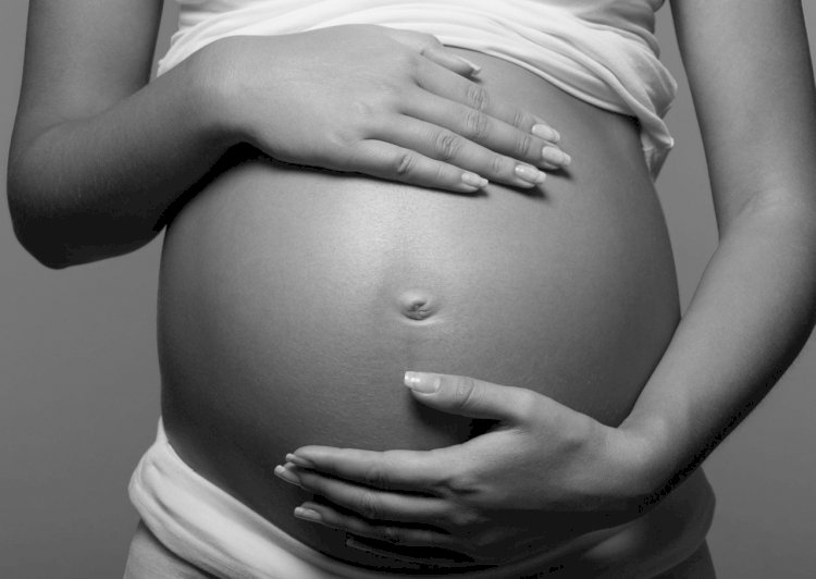 Ganho excessivo de peso durante a gravidez aumenta os riscos de eclampsia, diabetes gestacional e parto cirúrgico