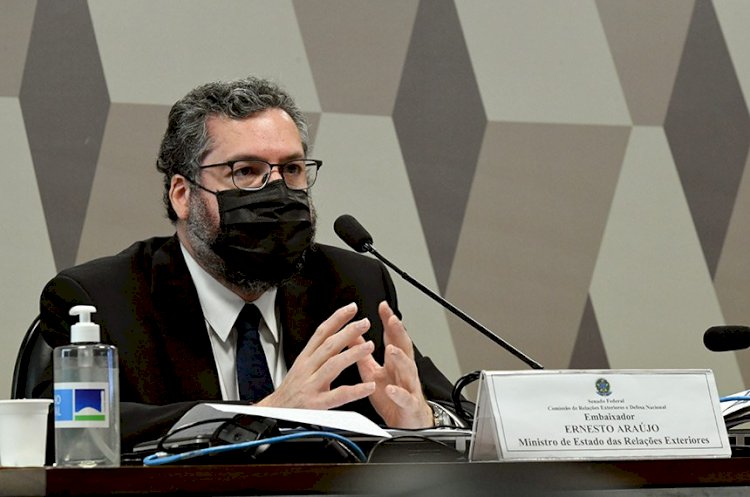 Ernesto Araújo presta depoimento à CPI da Pandemia nesta terça