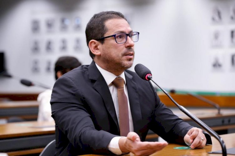 PL de Marcelo Ramos que regulamenta mercado de carbono é aprovado na Comissão de Indústria e Comércio da Câmara