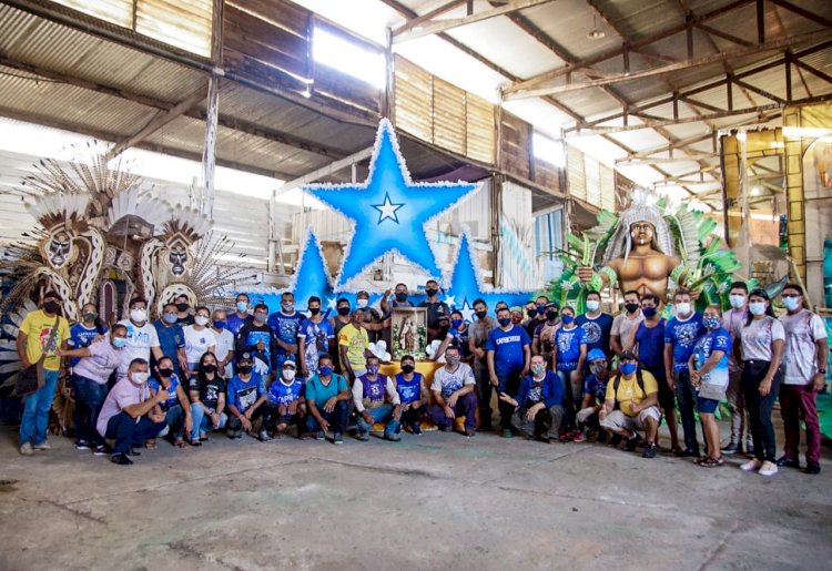 Arte e Fé: Artistas do Caprichoso se emocionam com visita de Nossa Senhora do Carmo