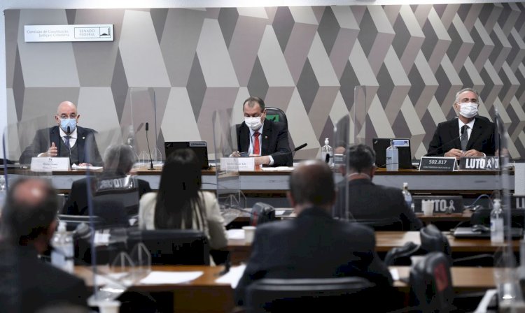 Osmar Terra diz que foi otimista em opiniões sobre a pandemia