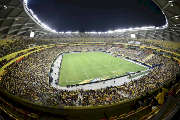 Impulsionado por 12.528 torcedores, Brasil goleia o Uruguai por 4 a 1 na Arena da Amazônia