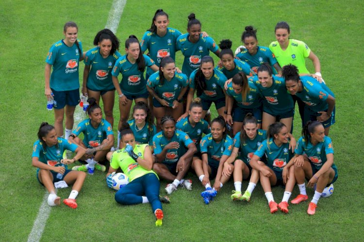 Segundo treino da Seleção Feminina de Futebol em Manaus é marcado pela emoção da despedida de Formiga