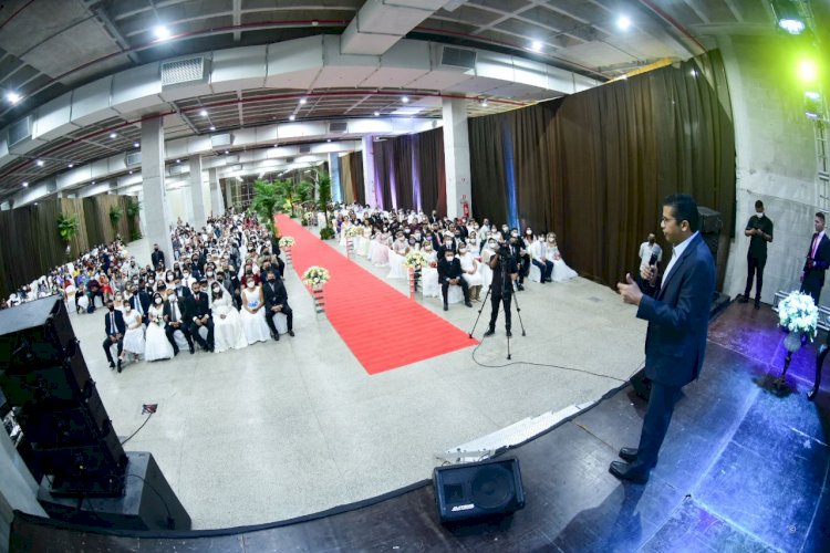 Em dois dias, 150 casais participam de Casamento Coletivo no Centro de Convenções Vasco Vasques