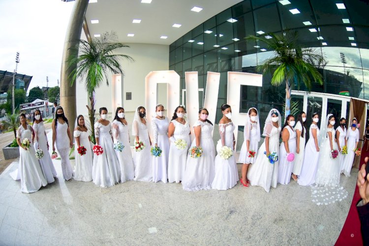 Em dois dias, 150 casais participam de Casamento Coletivo no Centro de Convenções Vasco Vasques