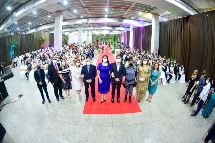 Em dois dias, 150 casais participam de Casamento Coletivo no Centro de Convenções Vasco Vasques