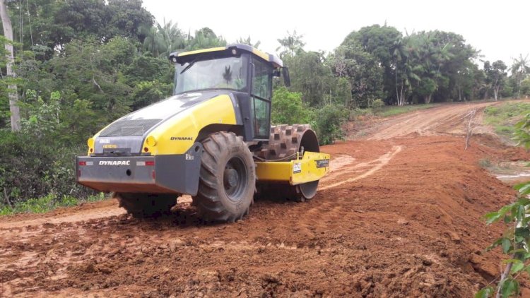 Governo do Amazonas investe R$ 23 milhões na recuperação de ramais e vicinais no estado