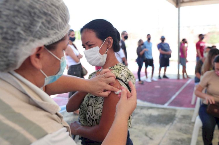 Governo do Amazonas intensifica vacinação e testagem contra a Covid-19 na capital