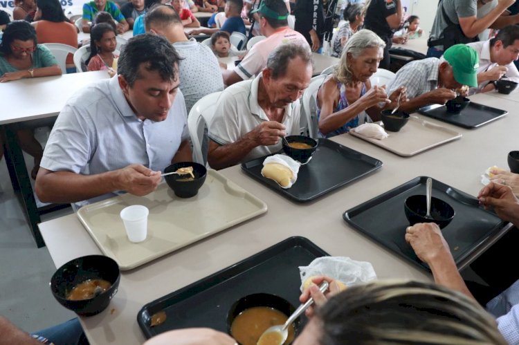 Em Rio Preto da Eva, Wilson Lima inaugura unidade do Prato Cheio no interior