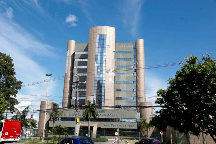 Prédio do Tribunal de Justiça do Amazonas é evacuado após tremor