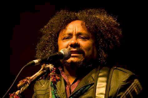 Chico César se apresenta sábado no Arraial do Cauxi