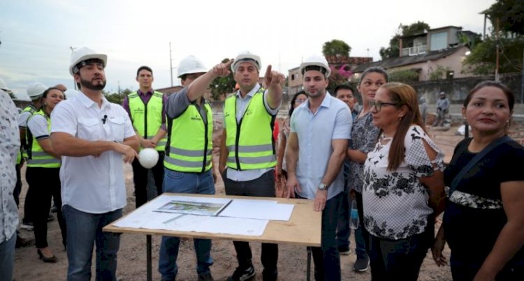 Wilson Lima vistoria construção do primeiro residencial do novo Prosamin+