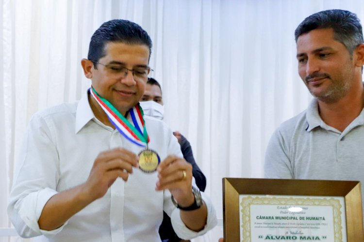 João Luiz recebe Medalha Álvaro Maia, maior honraria da Câmara Municipal de Humaitá