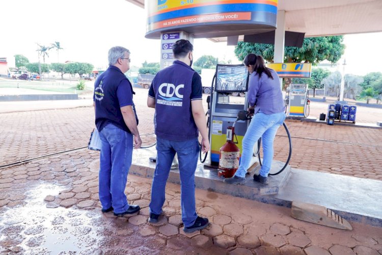 Fiscalizações sobre a redução de ICMS sobre combustíveis da CDC/ALEAM e Procon-AM chegam ao município de Apuí