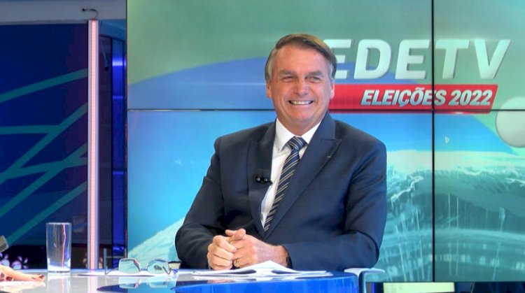 Bolsonaro defende política de emprego e comenta falas durante pandemia