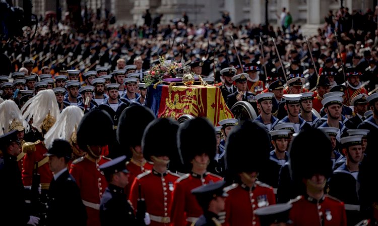 Presidente Bolsonaro participa do funeral da rainha Elizabeth II