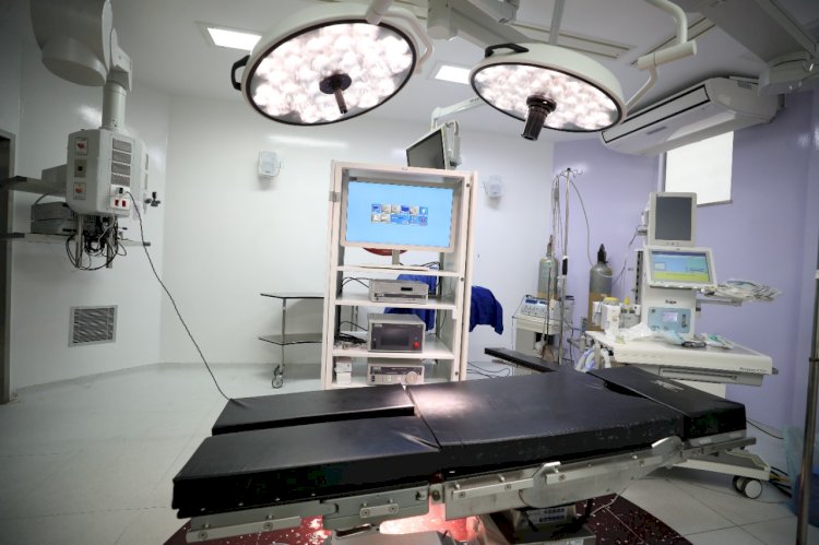 FCecon realiza primeira cirurgia torácica com equipamento inédito de vídeo