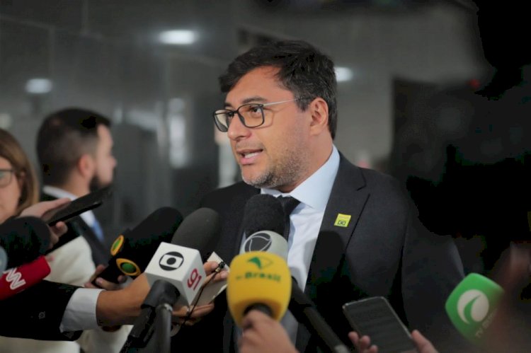 Wilson Lima libera novos pagamentos para famílias das comunidades da Sharp e Manaus 2000 que serão reassentadas pelo Prosamin+