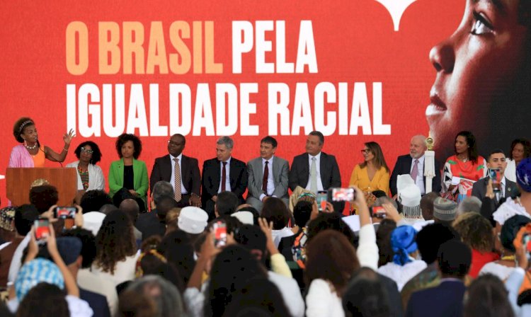 Lula titula áreas quilombolas após quatro anos de paralisação