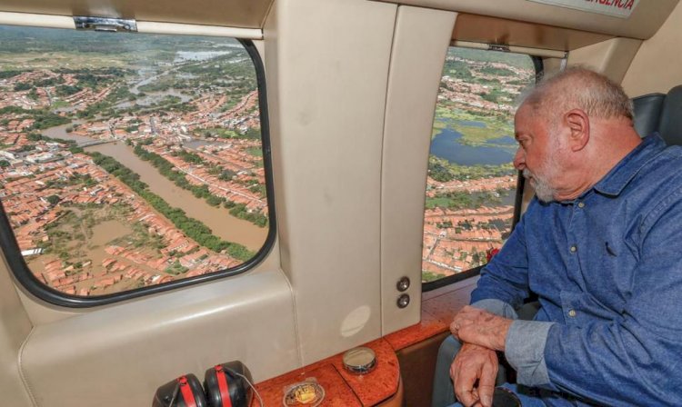 Lula: não é possível construir casas no mesmo lugar das inundações