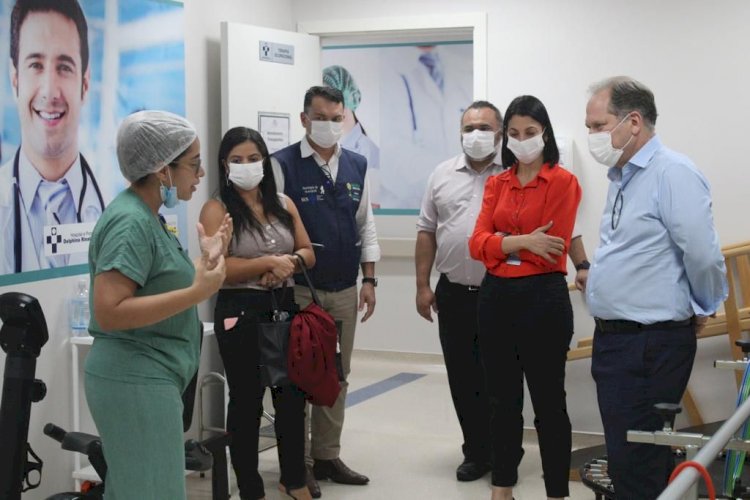 Hospital Delphina recebe visita de representantes do Ministério da Saúde