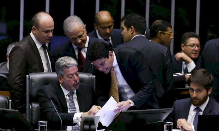 Câmara aprova texto-base do novo marco fiscal